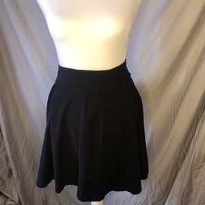 Black skater skirt 💕🌸✨